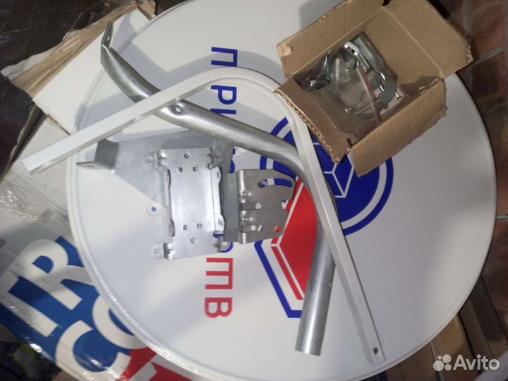 Спутниковая тарелка триколор