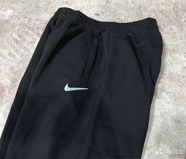 Спортивные костюмы Nike