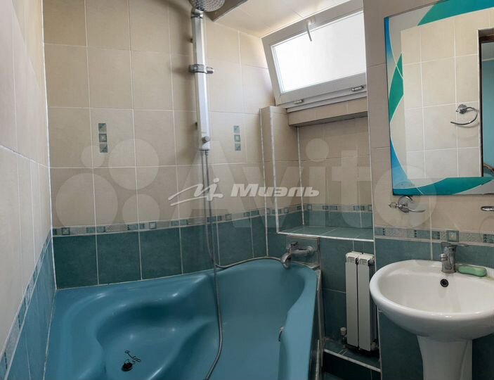 2-к. квартира, 38 м², 1/1 эт.