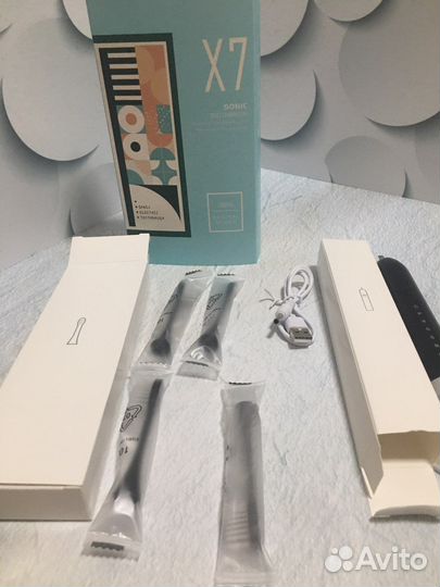 Зубная щетка