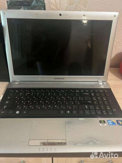 Samsung rv511