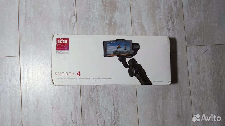 Стабилизатор Zhiyun smooth 4