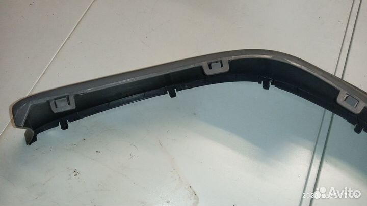 Молдинг бампера передний правый Opel Vectra A
