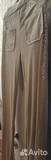 Спортивный костюм женский