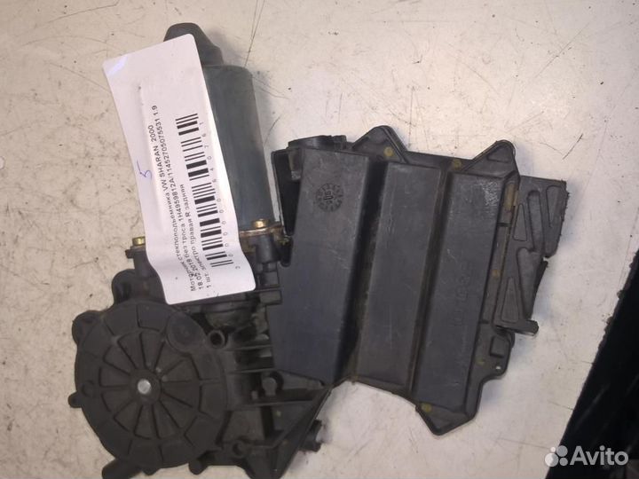 Моторчик стеклоподъемника Volkswagen Sharan