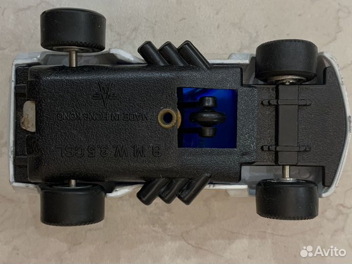 Машинки внедорожники с пружинным механизмом