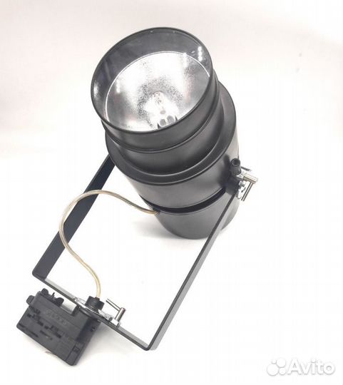 Трековый прожектор Targetti