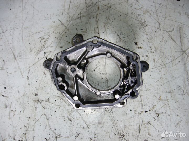 Фланец насоса гура Scania 4