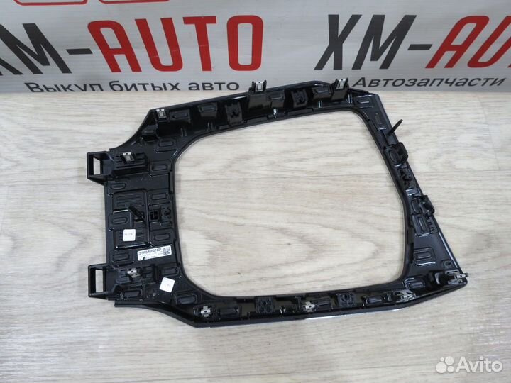 Накладка консоли карбоновая BMW 3 G20