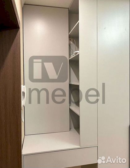 Встраиваемый шкаф