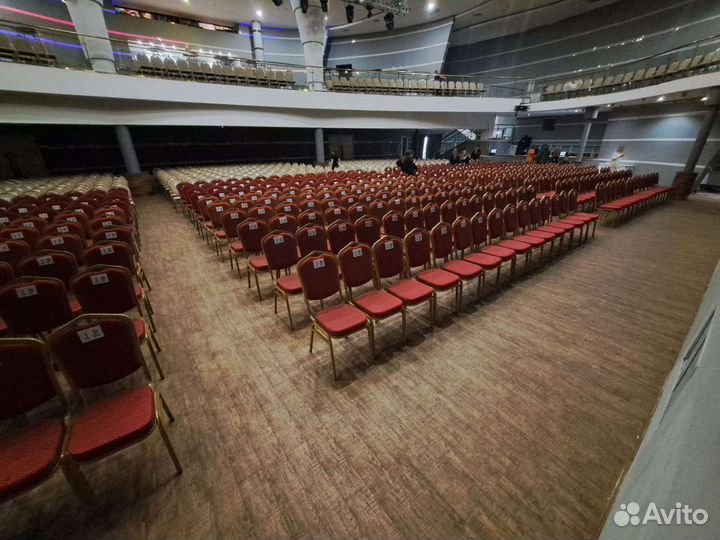 Аренда столов и стульев