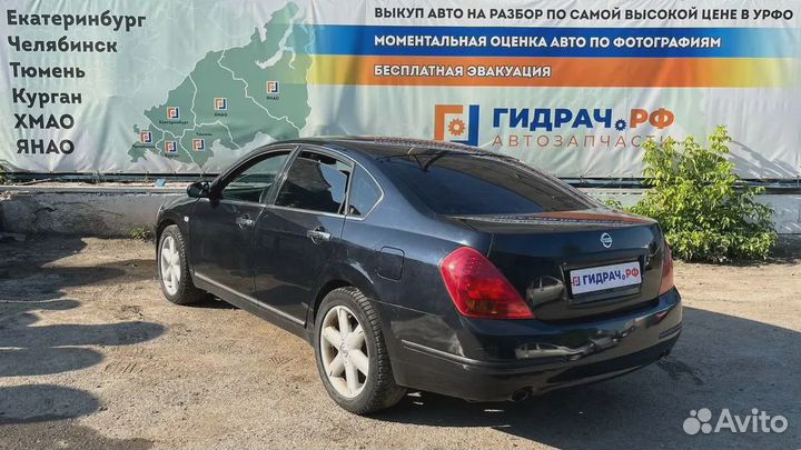 Стекло кузовное глухое левое Nissan Teana (J31) 83
