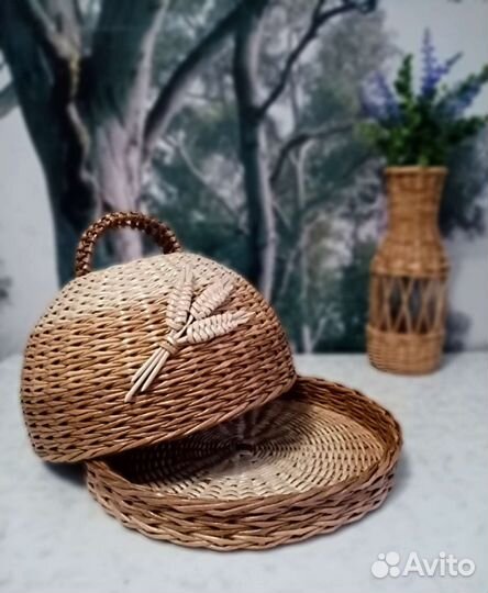 Плетеная хлебница