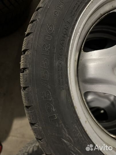 Зима на Лада Х-Рэй Нокиан R16