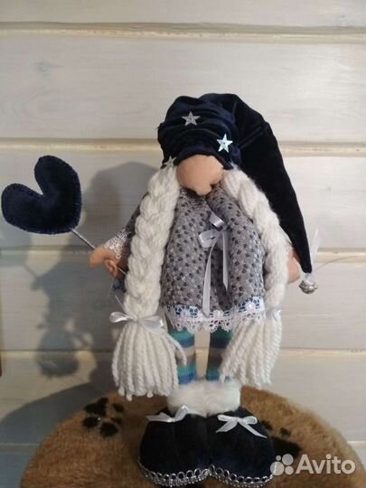 Праздничный гном