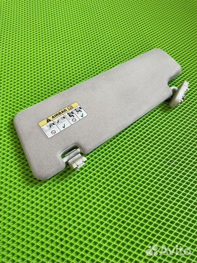 Рейндж ровер спорт 1 козырек солнцезащитный