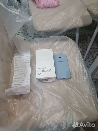 Samsung Galaxy A5 (2017) SM-A520F/DS, 3/32 ГБ