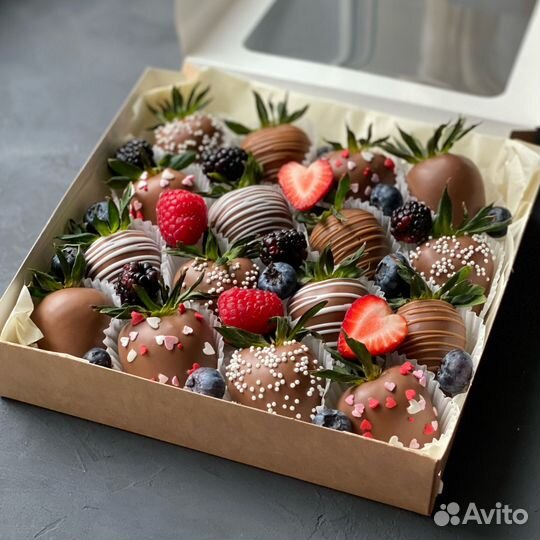 Клубника в шоколаде букет