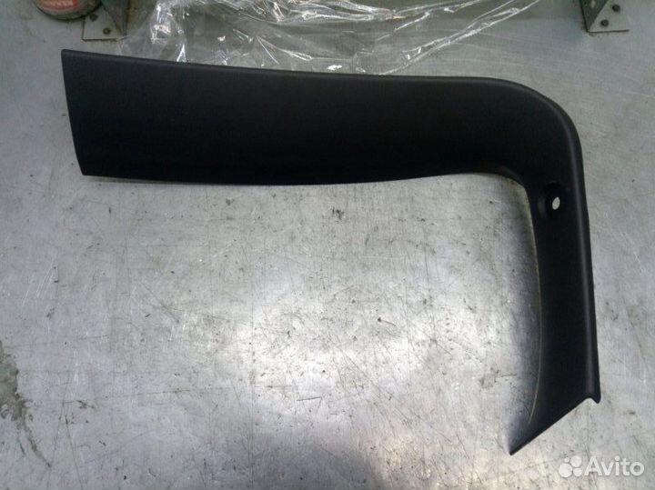 Обшивка двери багажника левая Opel Astra H Gtc