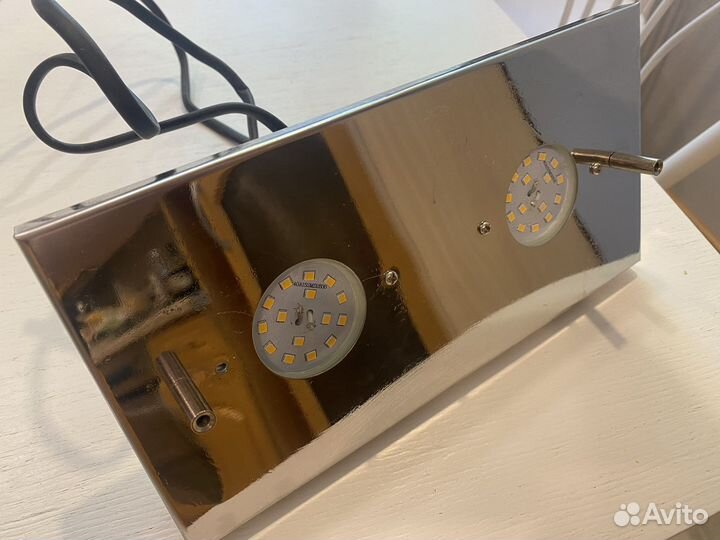 Светильник бра