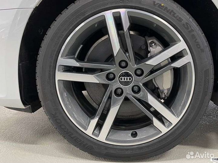 Audi A4 2.0 AMT, 2021, 22 000 км