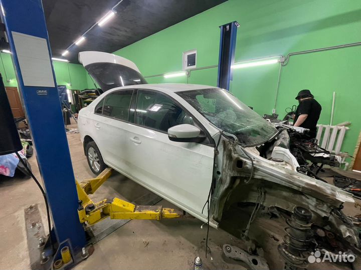 Разбор шкода рапид