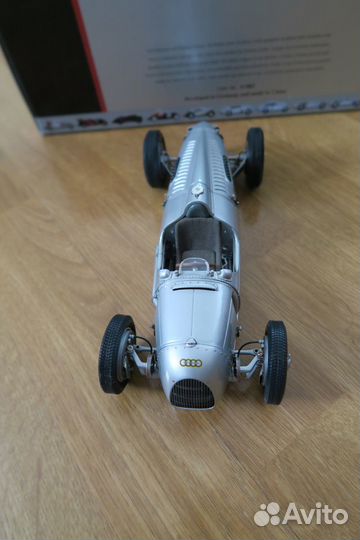 CMC M-034 1:18 auto union type C 1936-1937 silver