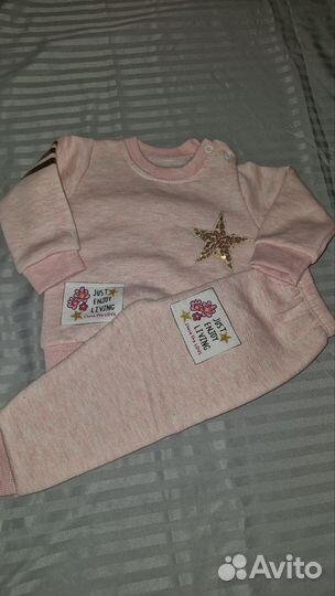 Зимний костюм для девочки 80 новый