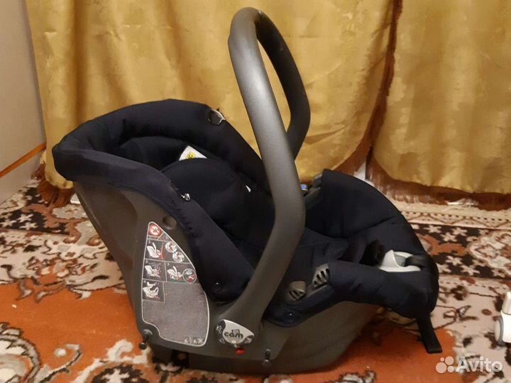 Атомобильное кресло (люлька)