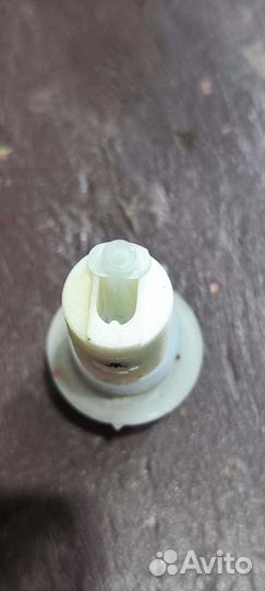 Насос бачка омывателя Toyota Land Cruiser 200