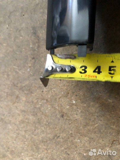 Крышка рейлинга задняя правая Toyota Rav4 ACA21