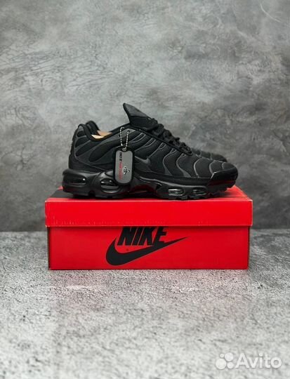 Кроссовки Nike Air Max Tn Plus
