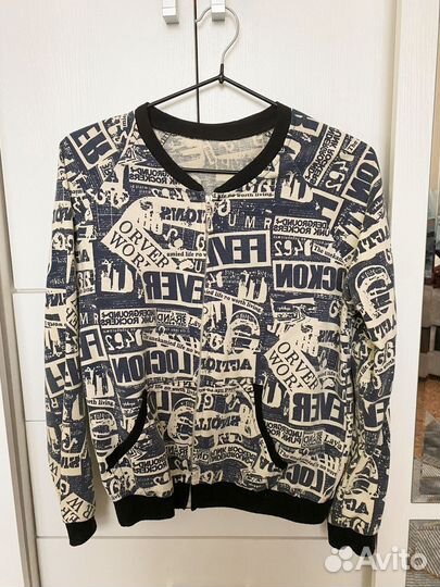 Бомбер на молнии