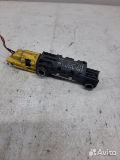 Датчик удара Audi A3 8P хэтчбэк 5 дв. 2.0 BKD 2006