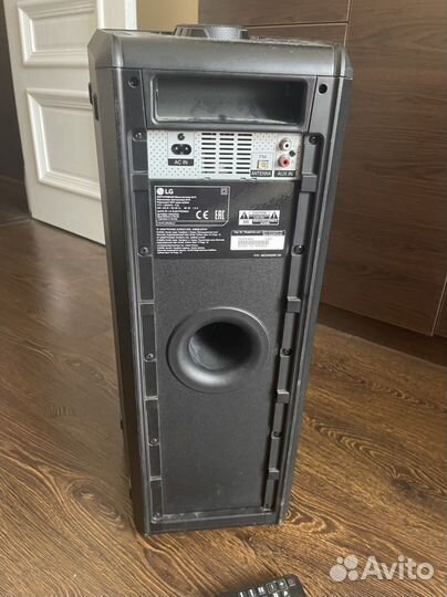 Музыкальная колонка бу LG