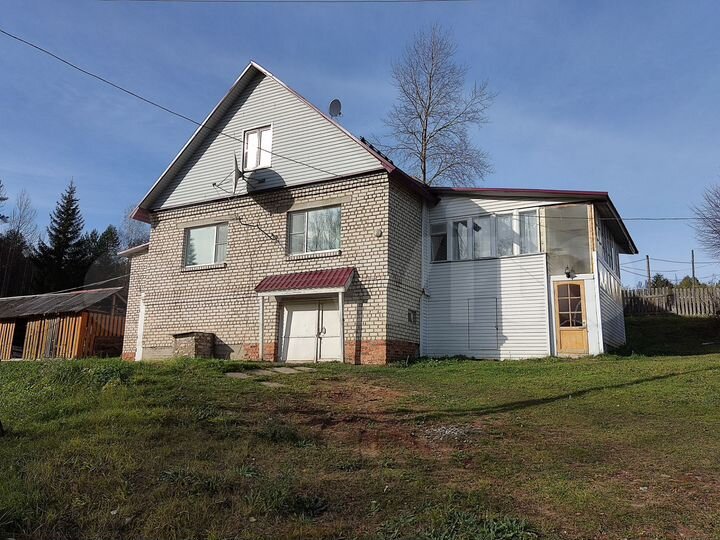 Дом 138 м² на участке 2,6 га