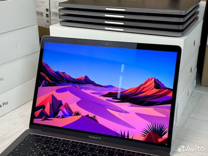 Ноутбук Apple MacBook Pro 13 2017 i5 + SSD