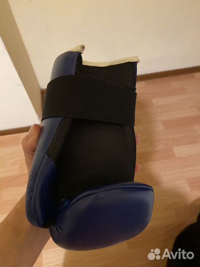 Перчатки для единоборств