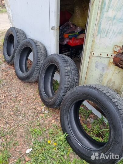 Nokian Tyres Hakkapeliitta R2 SUV 225/65 R17 106R