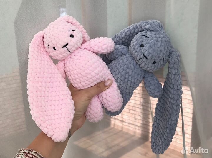 Плюшевый заяц Амигуруми