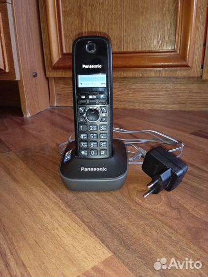 Радиотелефон panasonic