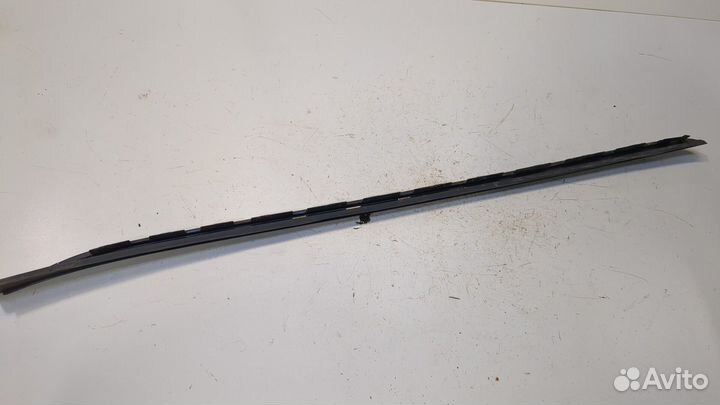 Молдинг стекла киа Sorento, 2018