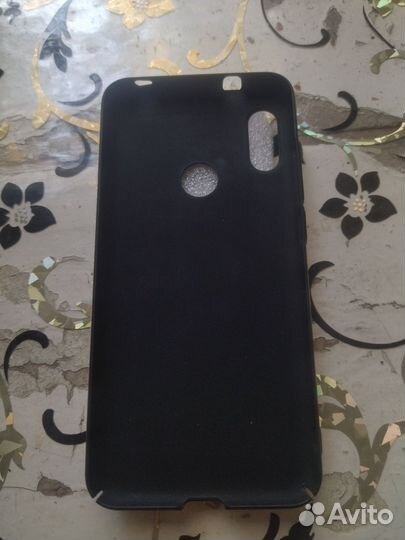 Продаю чехол на телефон Xiaomi Mi A2 Lite