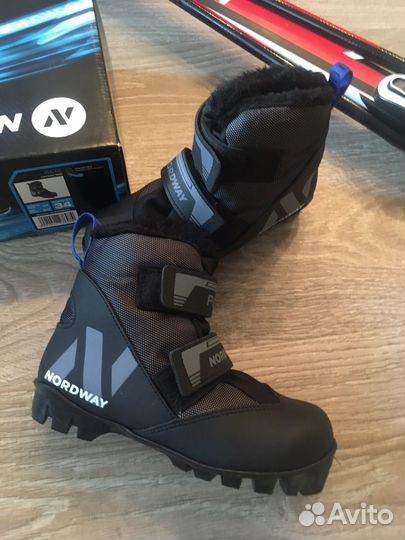 Лыжные ботинки