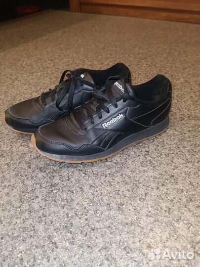 Кроссовки Reebok оригинал,кожаные