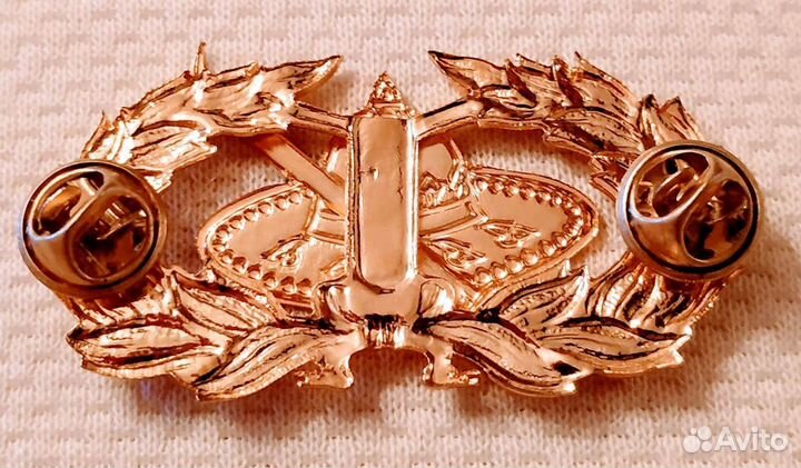 Нагрудный знак, жетон Тайланд