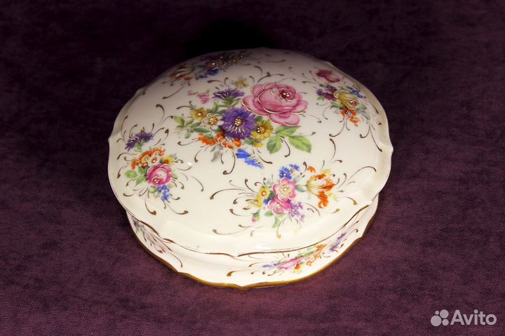 Старинные фарфоровые шкатулки