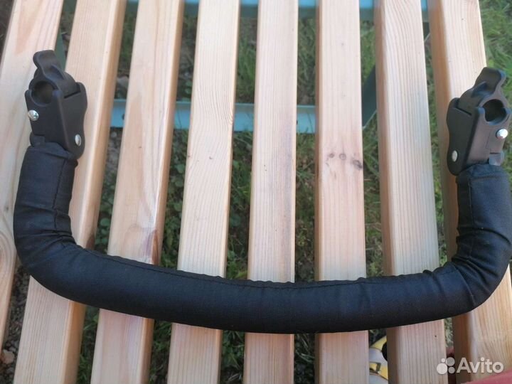 Бампер на коляску универсальный д16