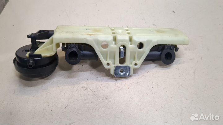 Замок багажника Mercedes S W221