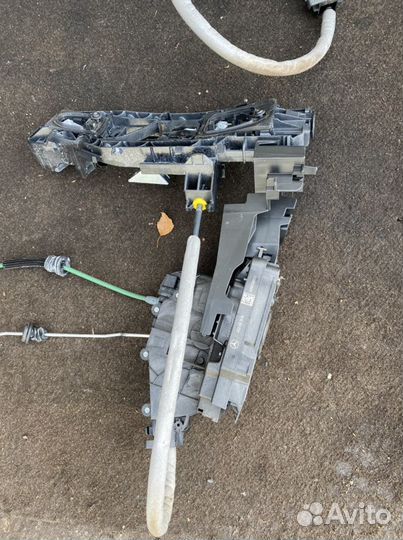 Комплект дверных замков Mercedes GLC W253